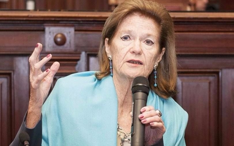 Elena Highton: "El país está en  emergencia por la violencia de género"