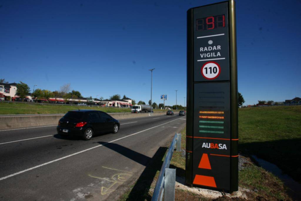 En la Autopista hay tres cámaras de fotomultas y descartan sumar otras