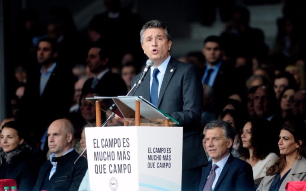 Etchevehere advirtió que "no podemos volver al pasado"