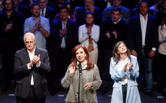 Desde el espacio que lidera Cristina aseguran que el Gobierno "les tiene miedo"
