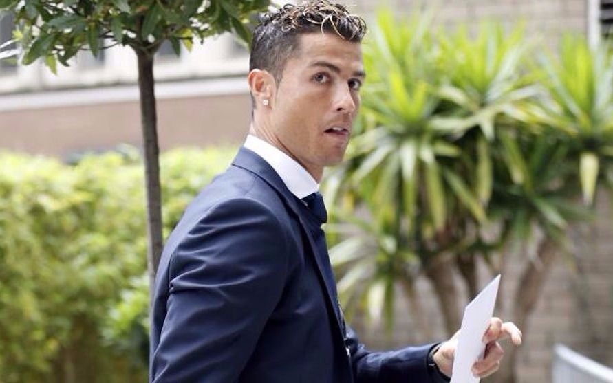  Cristiano Ronaldo declaró ante la Justicia y denunció "persecución"