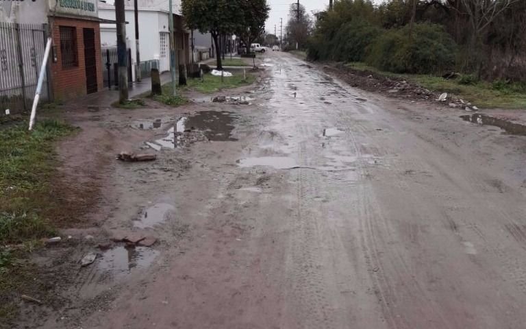 Calle intransitable en Berisso