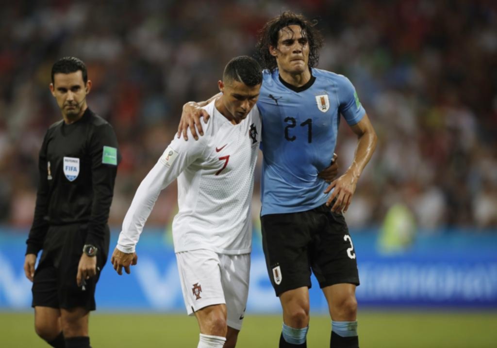 La imagen del partido: Cristiano Ronaldo asistió a Cavani