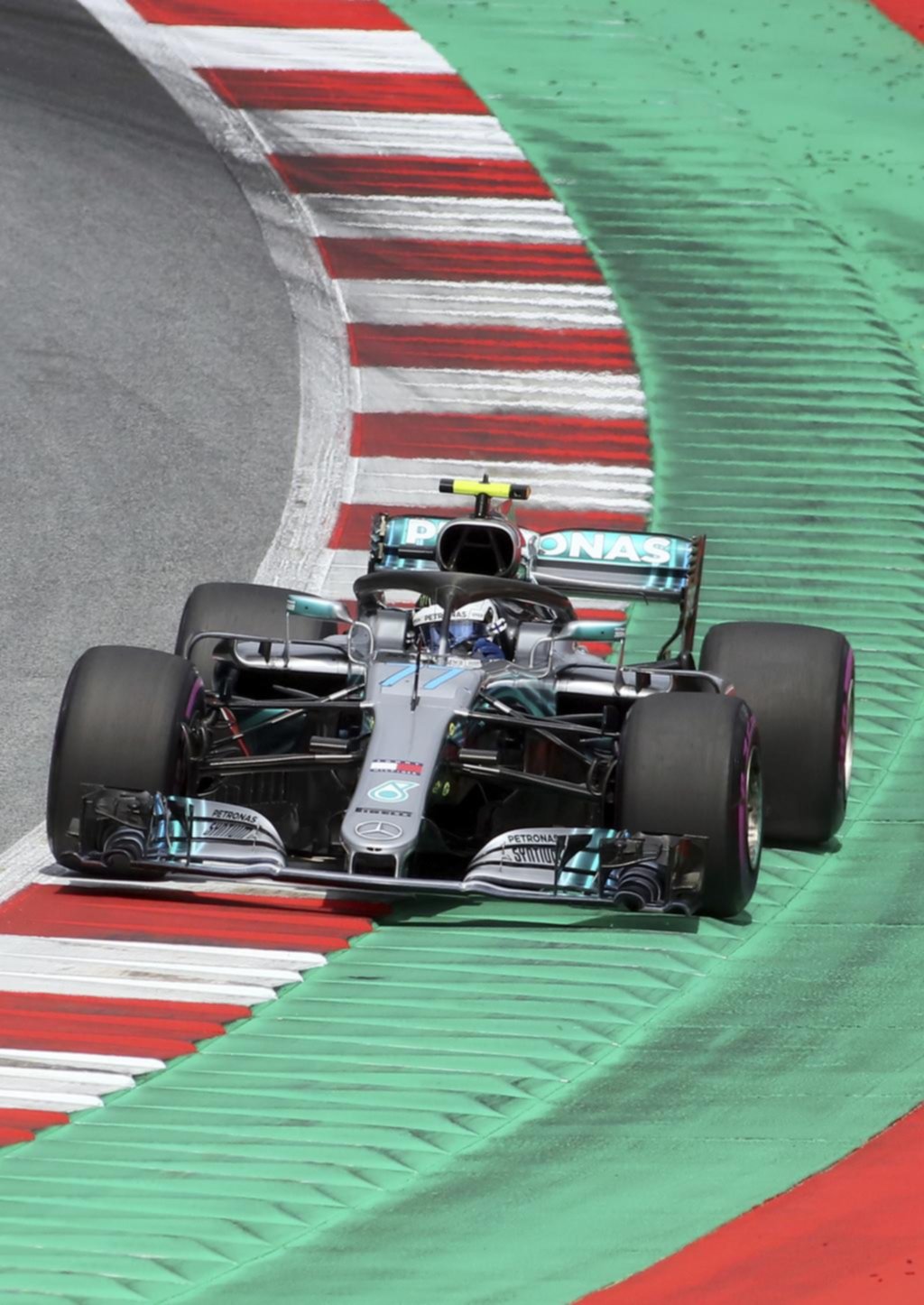 Bottas arrancará primero en el GP de Austria