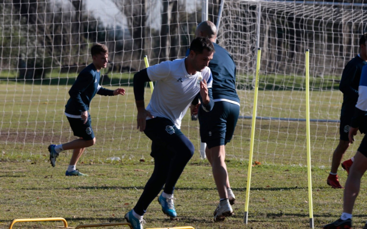 Con Oreja ausente, la pretemporada albiazul sigue su curso en Abasto