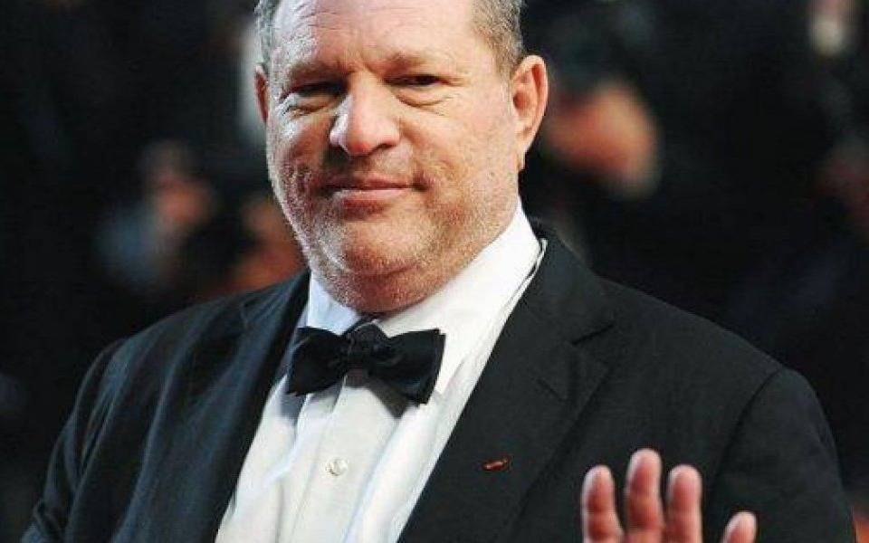 Harvey Weinstein es acusado de abusar sexualmente de otra mujer