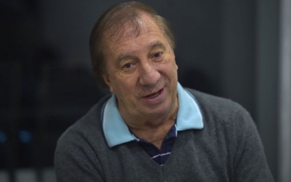 ¡Buenas noticias!: Bilardo mejora y vio un partido del Mundial