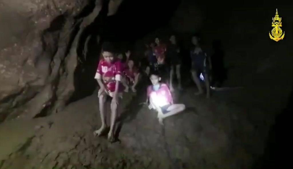 Rescatar a los chicos tailandeses de la cueva inundada es una verdadera novela
