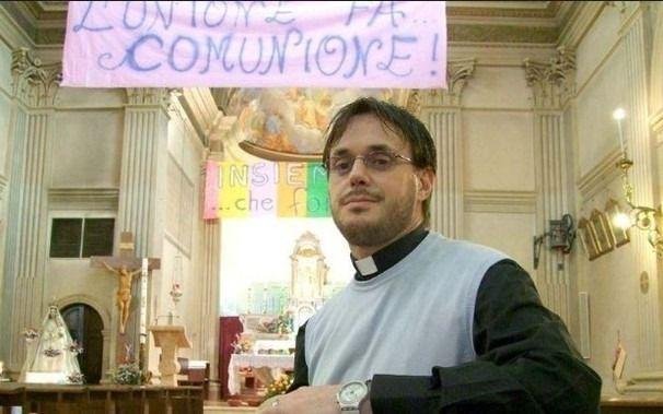 Revuelo por cura que se casó en Italia
