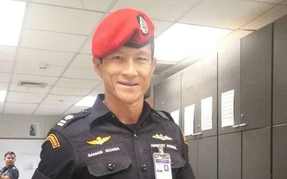 Murió uno de los rescatistas que intentaba salvar a los chicos atrapados en una cueva