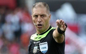 En la FIFA a Pitana le dicen "La Roca" y es un firme candidato para la final