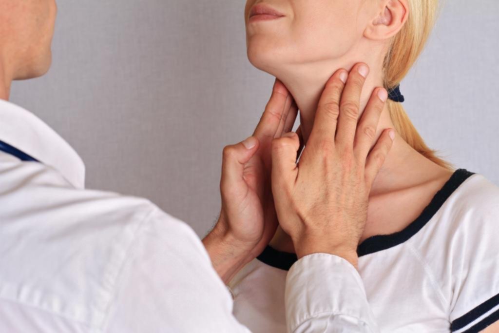 La tiroides, una pequeña glándula que regula un gran número de procesos