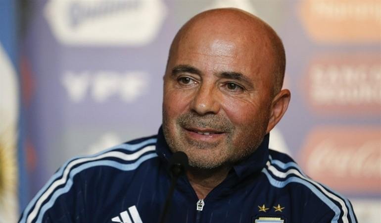 Sampaoli empezó a diagramar el futuro lejos de la Selección, así que su salida está más cerca