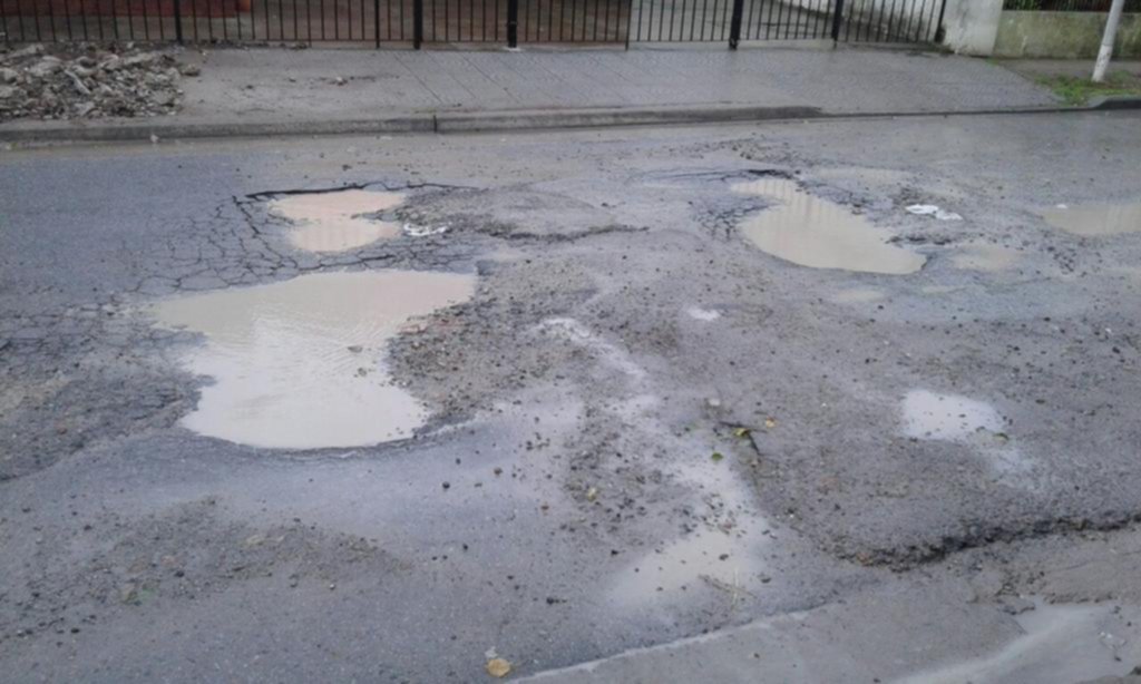 Baches en Ringuelet generan múltiples complicaciones