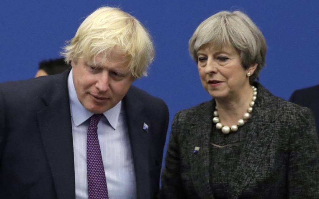Renunció el canciller británico en medio de tensiones por la salida de la Unión Europea
