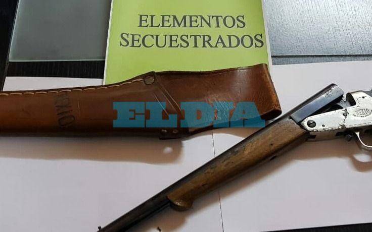 Allanamientos, detenidos y secuestro de un arma por el asesinato en City Bell