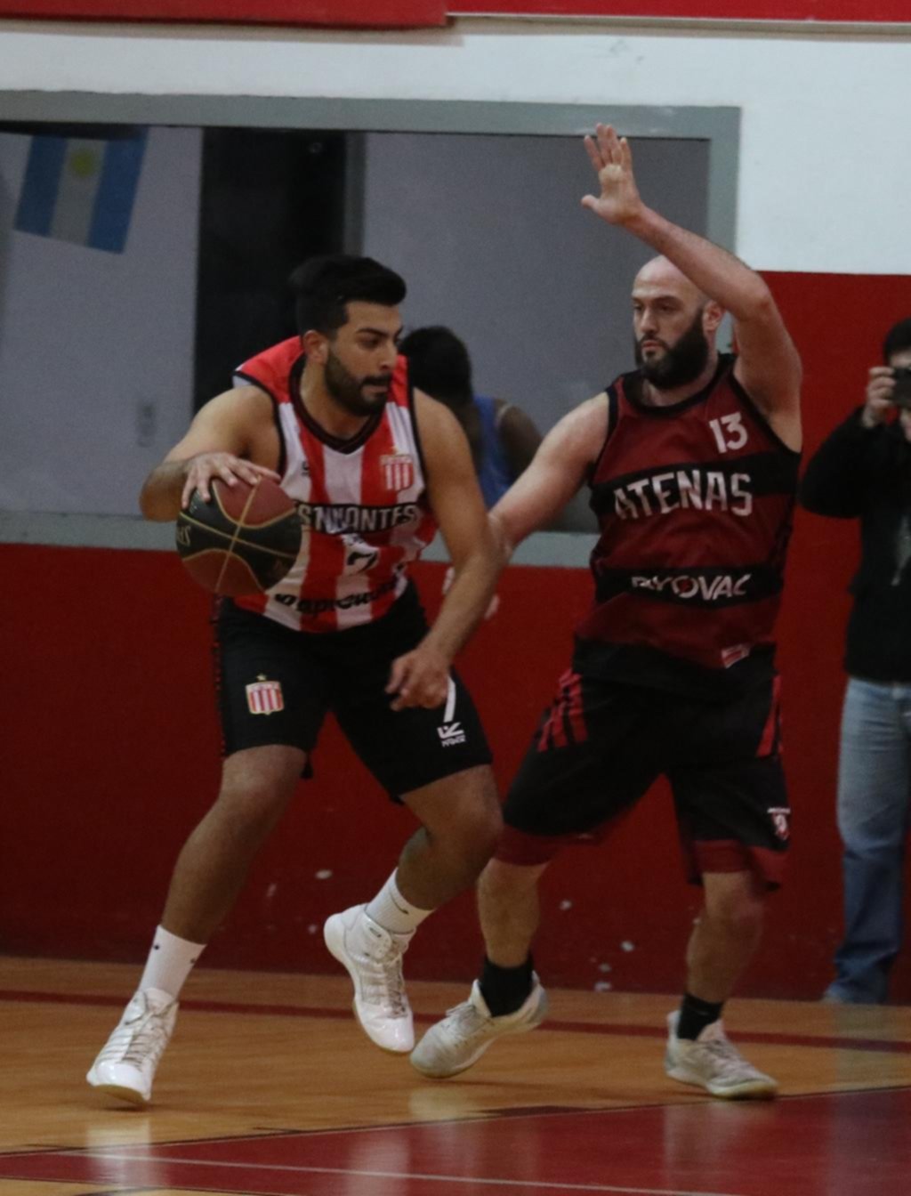 El Pincha quiere cerrar la serie en el Country para gritar campeón