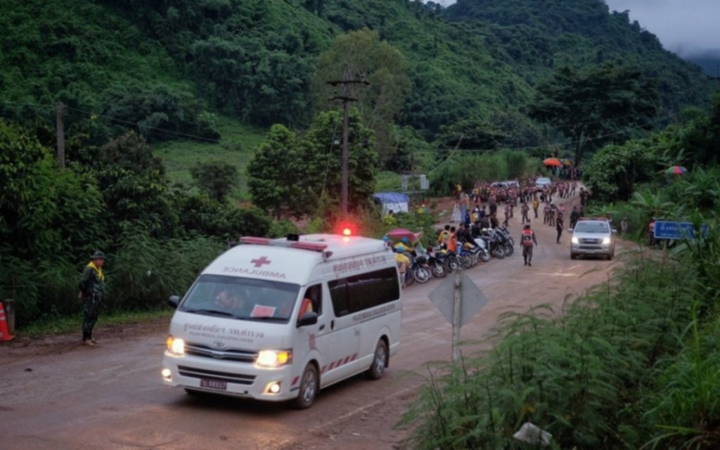 Los rescatados de la cueva tailandesa saldrán del hospital el jueves