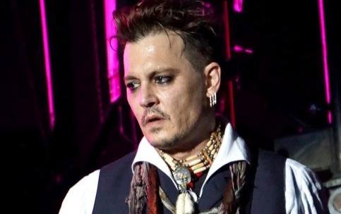 Johnny Depp: de hombre más sexy del mundo a vampiro rockero