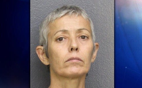 Aberrante: una mujer en Florida mató a su madre por no dejarle herencia