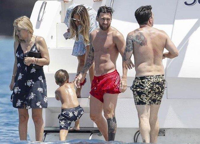 Messi sigue recargando energías, mientras está de vacaciones en Ibiza