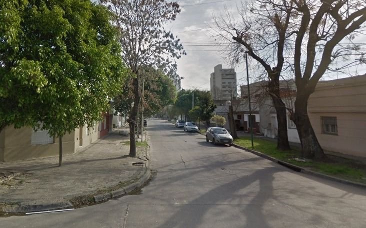 Un accidente en 27 y 56 con consecuencias tremendas para una policía