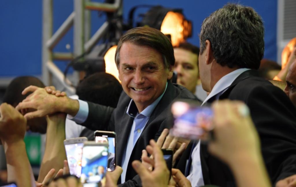 Diputado ultraderechista se lanza a la campaña presidencial en Brasil