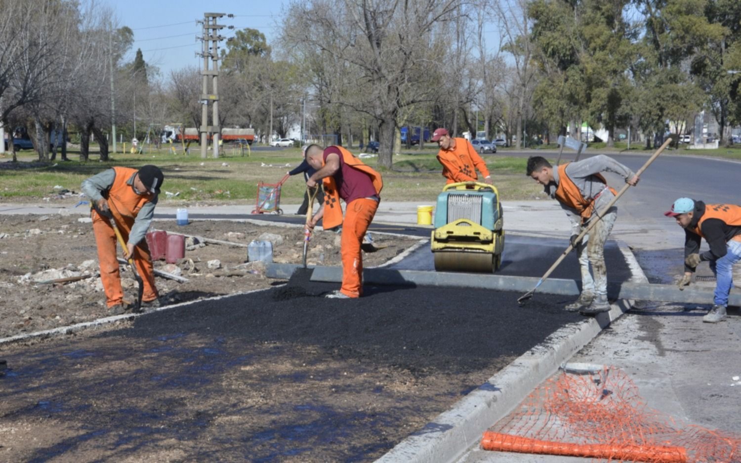 Katopodis visitó obras en la avenida Juan Manuel de Rosas
