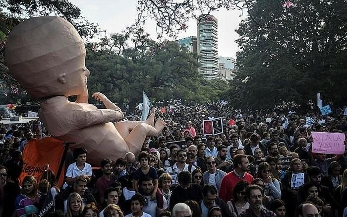 La Iglesia impulsa a los fieles a manifestarse en contra del aborto