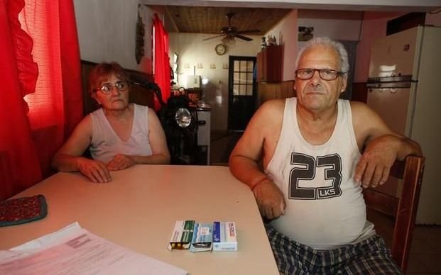 El drama de dos abuelos que esperaron una ambulancia de PAMI que nunca llegó