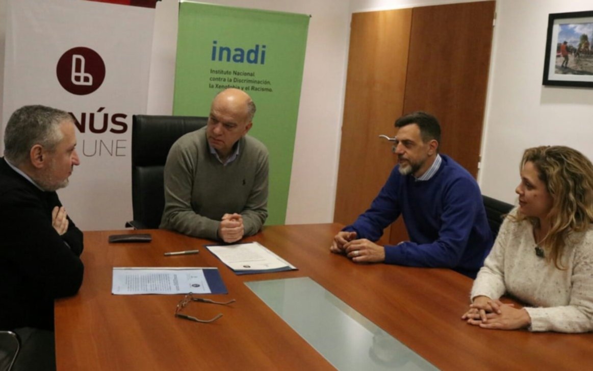 El Municipio de Lanús firmó un convenio marco con el INADI