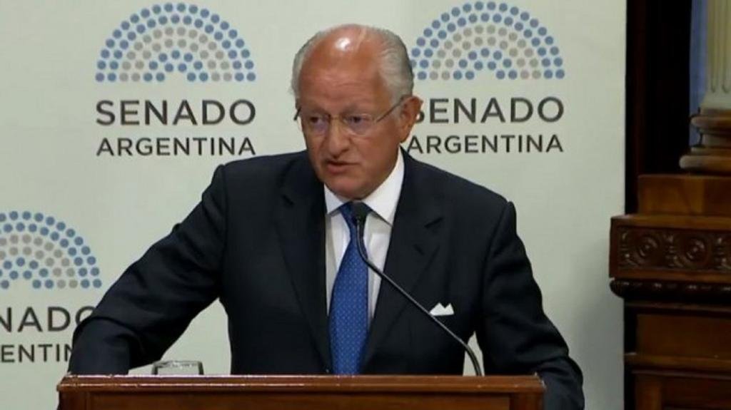 Fuerte repudio de la comunidad científica a los dichos de Abel Albino sobre el VIH