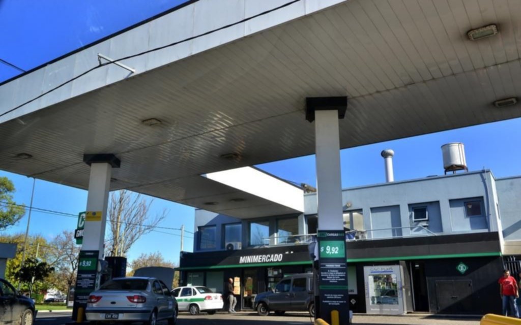Limitan la venta de GNC a las estaciones de servicio para cumplir con las viviendas