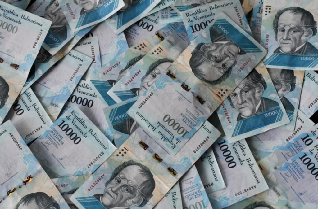 En medio de la crisis, Maduro le saca cinco ceros al bolívar