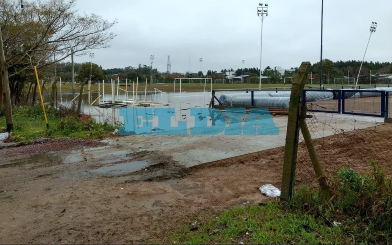 Sigue la lluvia, al igual que los reclamos por barrios complicados