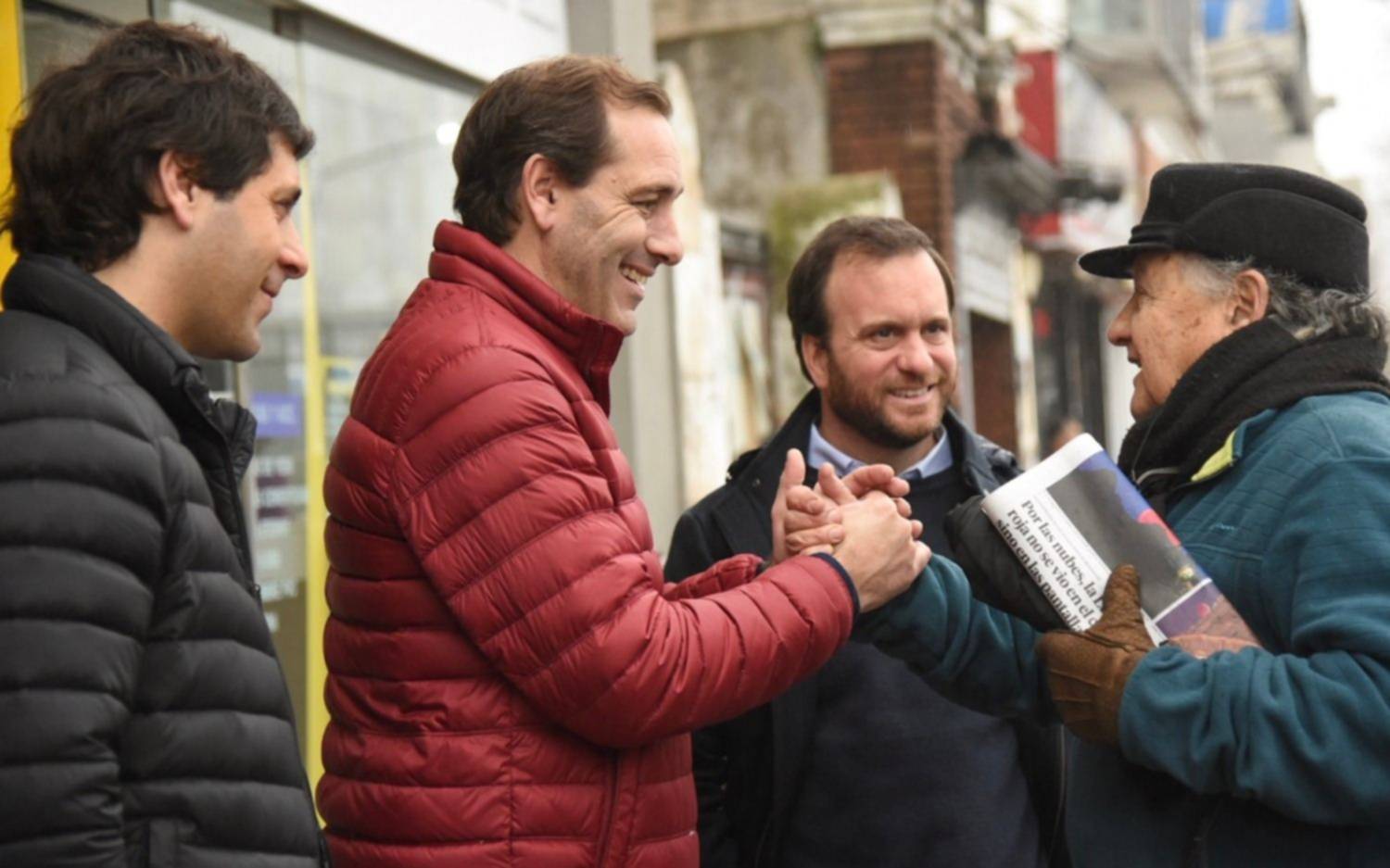 Junto a Suárez y García de Luca, Garro encabezó el timbreo en La Plata