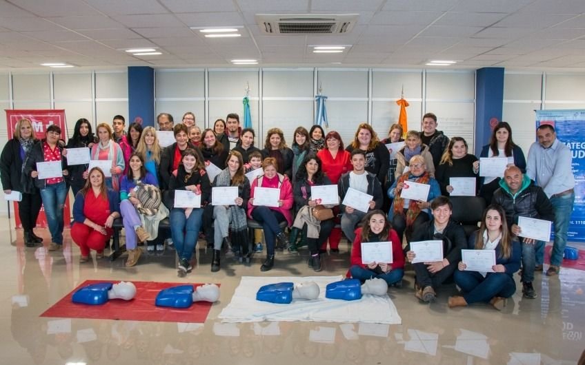 Capacitación obligatoria en RCP a personal municipal