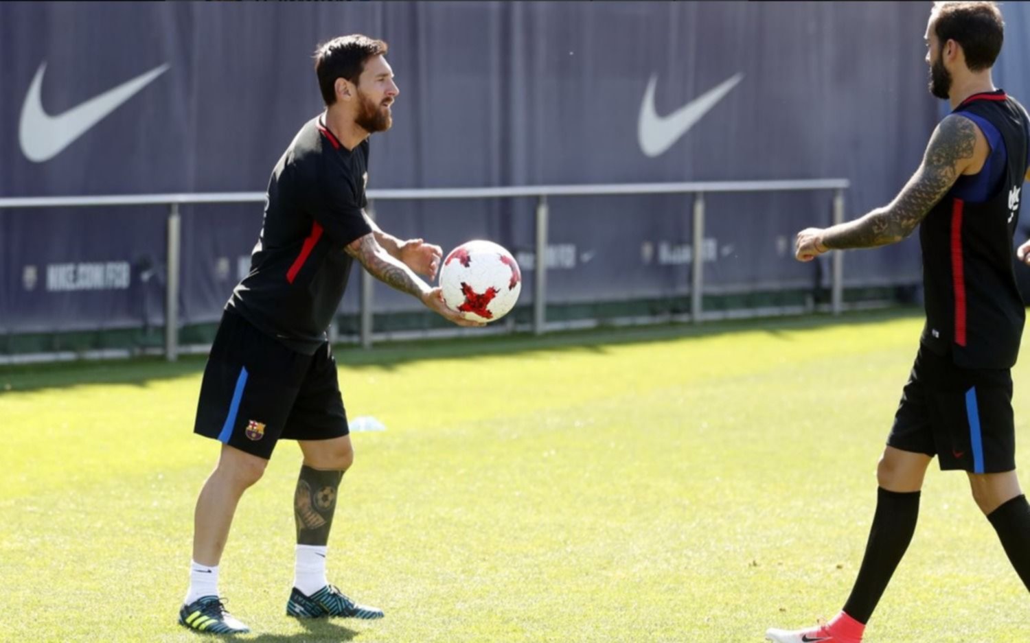 Cómo fue el retorno de Messi a los entrenamientos con Barcelona