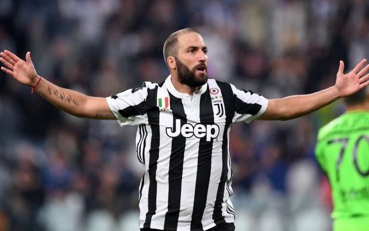 No será compañero de CR7: dan por hecho el pase de Higuaín al Milan
