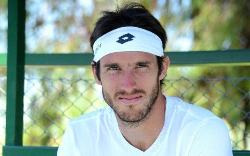 Mayer y Pella debutaron con sendos triunfos en Wimbledon