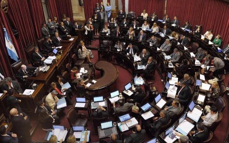 Proponen aumentar las penas por tenencia de pornografía infantil