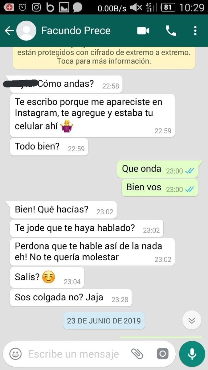 Preceptor acosador: tremendos chats con sus alumnas
