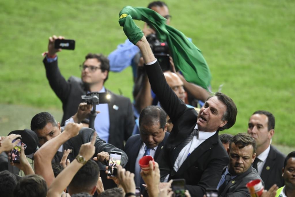 Un durísimo reclamo le hizo la AFA a Conmebol por el árbitro y la utilización del VAR