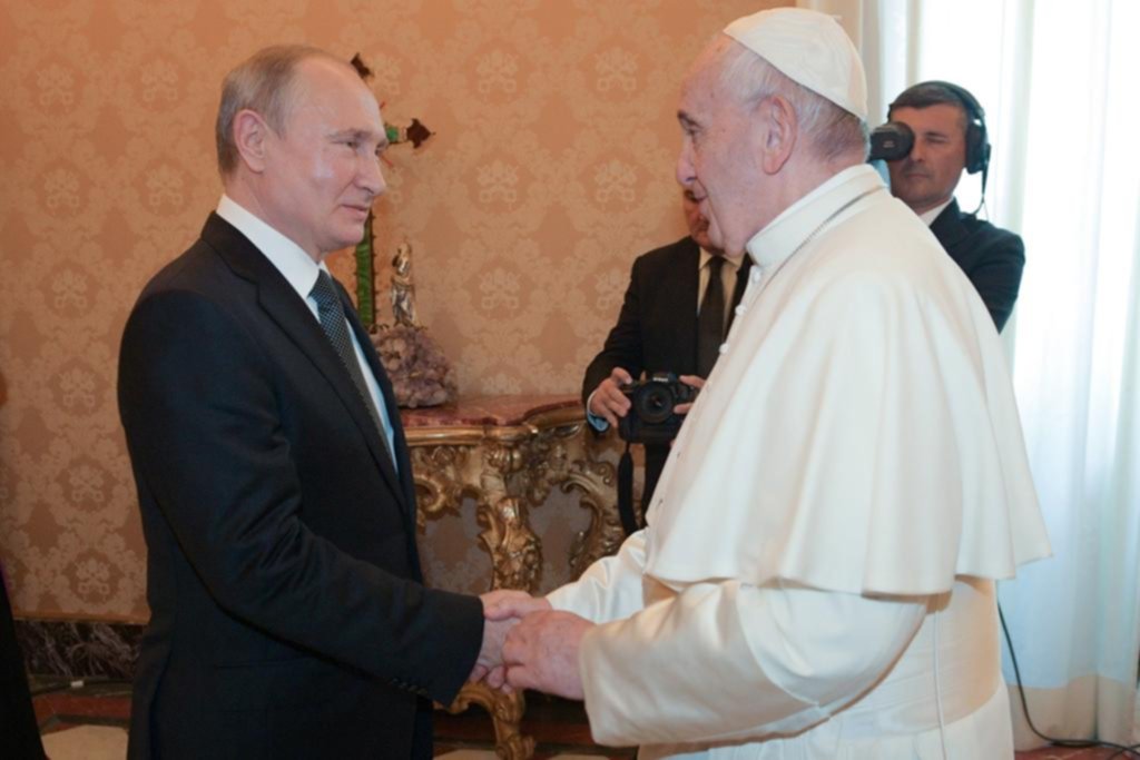 El Papa recibió a Putin en el Vaticano y hablaron de crisis venezolana