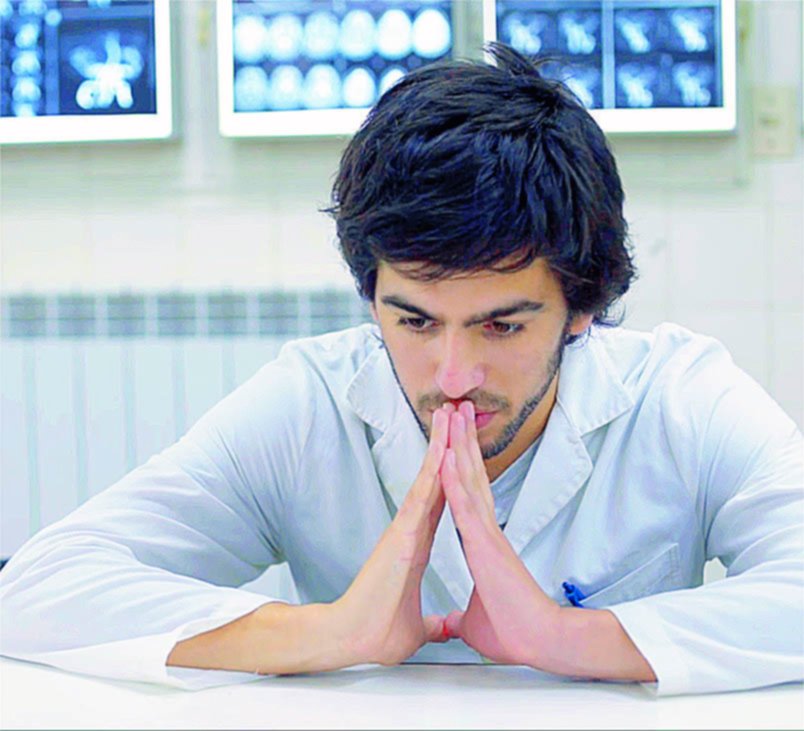 “Las facultades”: suspenso, estrategia y seducción en los exámenes finales