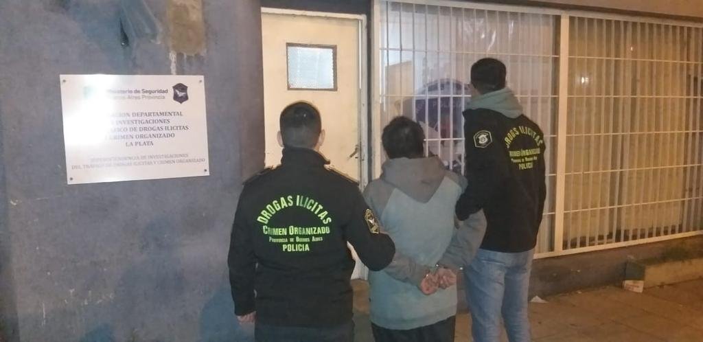 Se mudó a Rosario para esquivar dos causas, pero volvió a Berisso y cayó