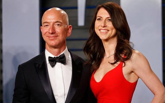 Jeff Bezos pone punto final a su divorcio con un acuerdo millonario