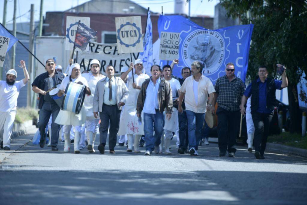 “El Tigre Verón”: los vicios del sindicalismo copan la televisión