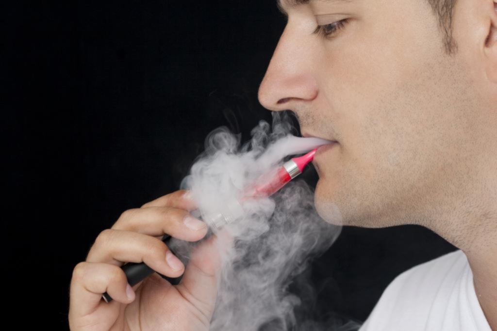 Fuerte advertencia científica contra el cigarrillo electrónico