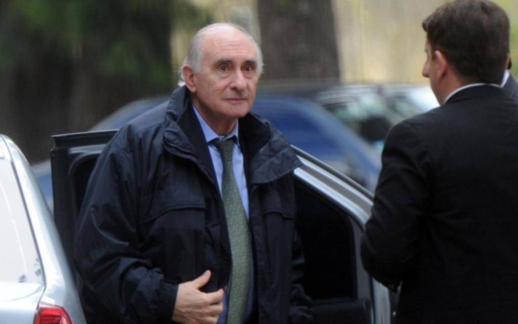 Velarán los restos del ex presidente en el Congreso Nacional